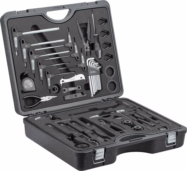 Panel Removal Tools for Safer, Faster Automotive Repairs